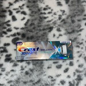 Crest 3D white toothpaste